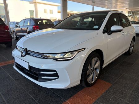 2026-Volkswagen-Golf-14-TSI-Life-Auto-110kw_2