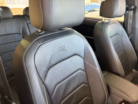 2024-Volkswagen-Tiguan-Allspace-14-TSI-R-Line-DSG-Auto_14