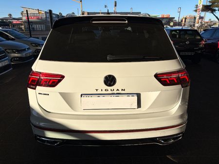2024-Volkswagen-Tiguan-Allspace-14-TSI-R-Line-DSG-Auto_4