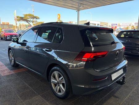 2026-Volkswagen-Golf-14-TSI-Life-Auto-110kw_3