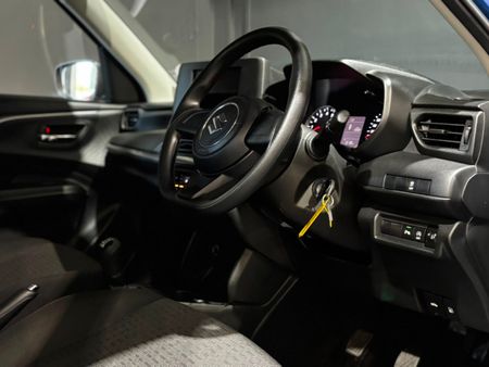 2026-Suzuki-Swift-12-GL_19
