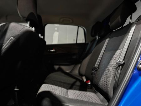 2026-Suzuki-Swift-12-GL_25