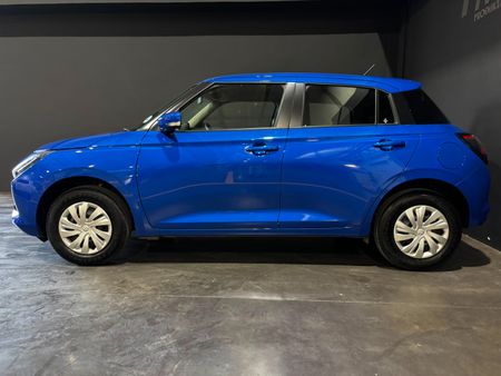 2026-Suzuki-Swift-12-GL_4