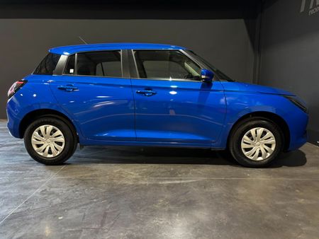 2026-Suzuki-Swift-12-GL_5