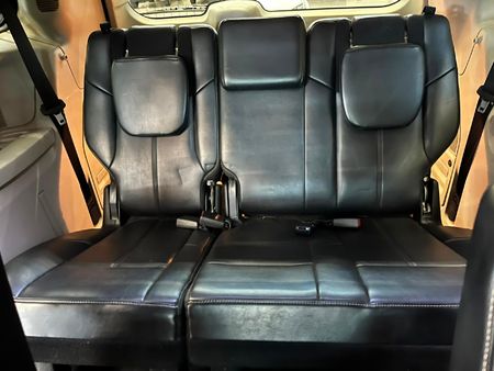 2013-Chrysler-Grand-Voyager-28-Limited-Auto_12