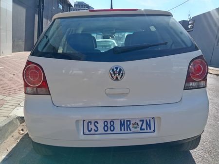 2016-Volkswagen-Polo-Vivo-GP-14-Trendline_6