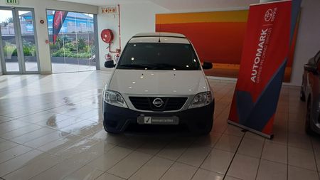 2023-Nissan-NP200-16-AC-Safety-Pack_2