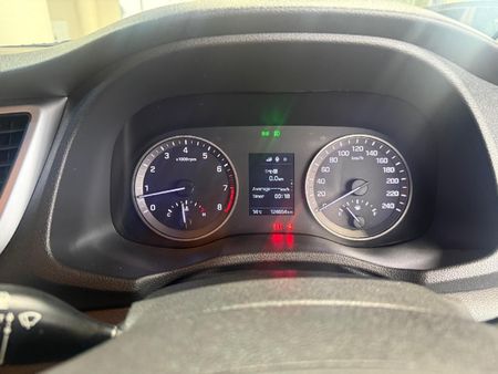 2019-Hyundai-Tucson-20-Premium_13