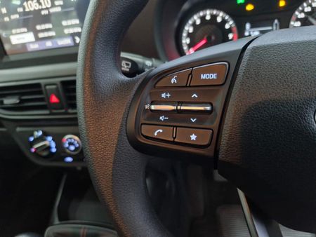 2026-Hyundai-Grand-i10-12-Motion-Auto_10