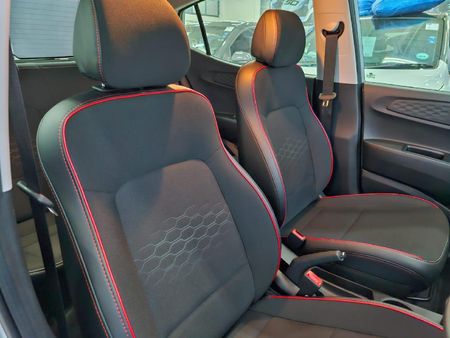 2026-Hyundai-Grand-i10-12-Motion-Auto_13