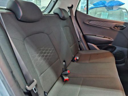 2026-Hyundai-Grand-i10-12-Motion-Auto_16