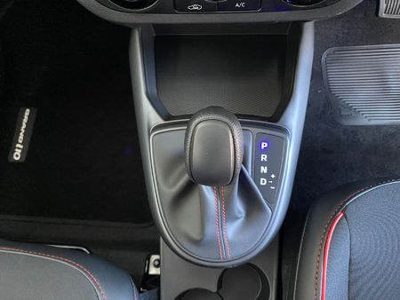 2026-Hyundai-Grand-i10-12-Motion-Auto_19