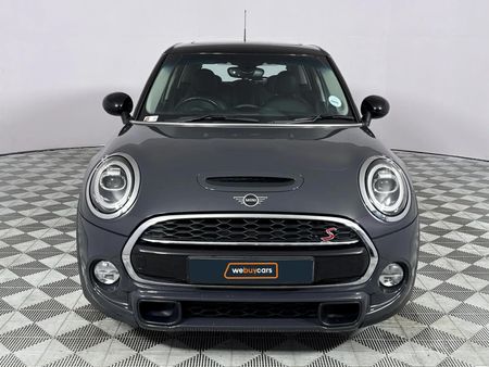 2019-MINI-Hatch-Cooper-S-5-dr-Auto_15