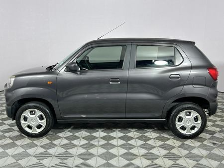 2020-Suzuki-S-Presso-10-GL_18