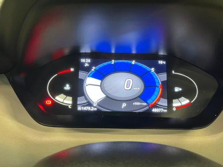 2024-Nissan-Magnite-10T-Acenta-Auto_10