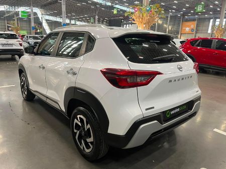 2024-Nissan-Magnite-10T-Acenta-Auto_4