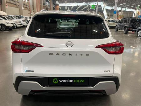 2024-Nissan-Magnite-10T-Acenta-Auto_5