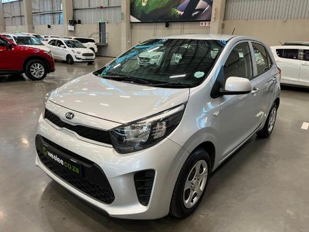 2017-Kia-Picanto-10-Street_2