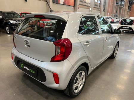 2017-Kia-Picanto-10-Street_6