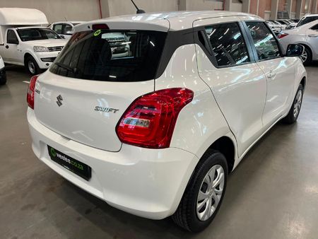 2021-Suzuki-Swift-12-GL_6