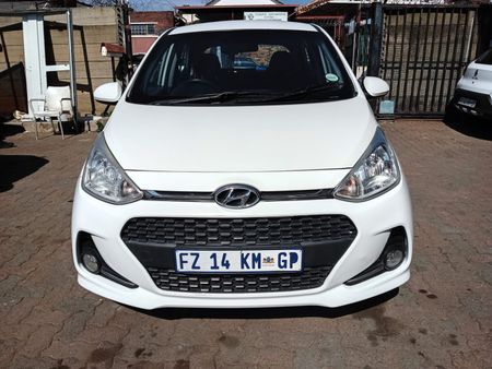 2017-Hyundai-Grand-i10-125-Fluid_1