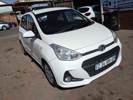 2017-Hyundai-Grand-i10-125-Fluid_4