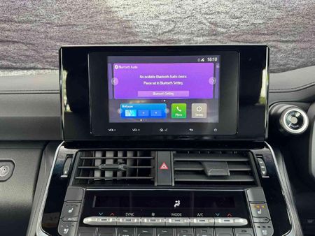 2026-Toyota-Land-Cruiser-300-V6-33D-GX-R_10