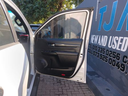 2022-Isuzu-D-Max-250-HO-X-Rider-Auto-Extended-Cab_15
