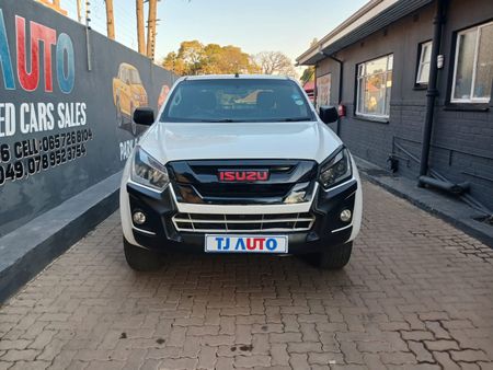 2022-Isuzu-D-Max-250-HO-X-Rider-Auto-Extended-Cab_1