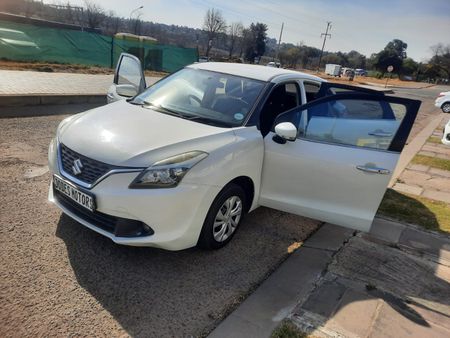 2017-Suzuki-Baleno-14-GLX-Auto_15