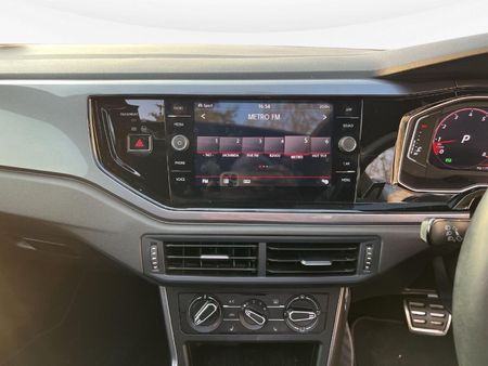 2019-Volkswagen-Polo-20-GTI-Auto-147kW_11
