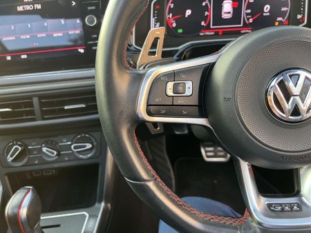 2019-Volkswagen-Polo-20-GTI-Auto-147kW_16