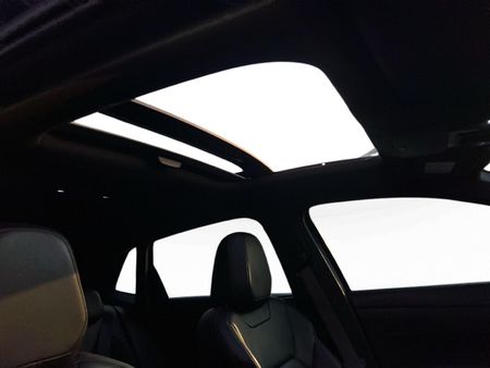 2019-Volkswagen-Polo-20-GTI-Auto-147kW_19