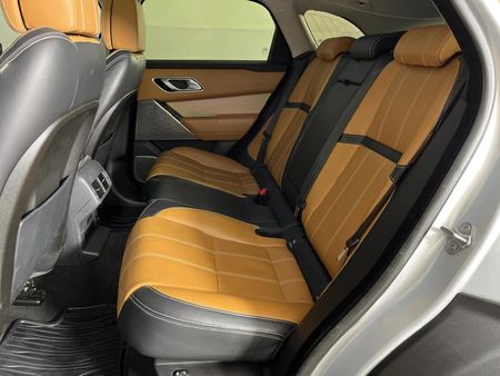 2019-Land-Rover-Range-Rover-Velar-30-D-SE-D300_2