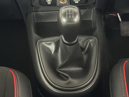 2026-Hyundai-Grand-i10-10-Motion_8