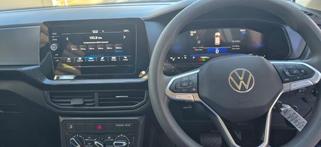 2025-Volkswagen-T-Cross-10-TSI-Auto_9