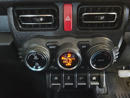 2020-Suzuki-Jimny-15-GLX-Auto_9