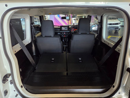2020-Suzuki-Jimny-15-GLX-Auto_6