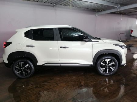 2026-Nissan-Magnite-10T-Acenta-Auto_3
