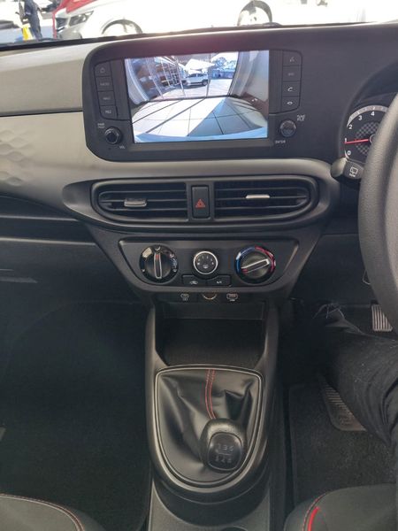 2026-Hyundai-Grand-i10-10-Fluid_18