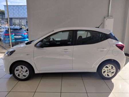 2026-Hyundai-Grand-i10-10-Fluid_5