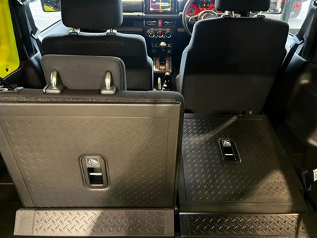 2022-Suzuki-Jimny-15-GLX-Auto_9