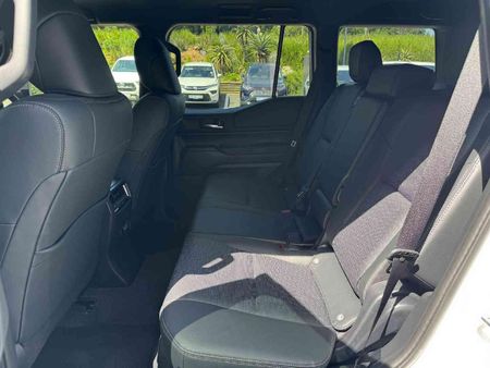 2026-Toyota-Land-Cruiser-Prado-TX-28GD-Auto_21