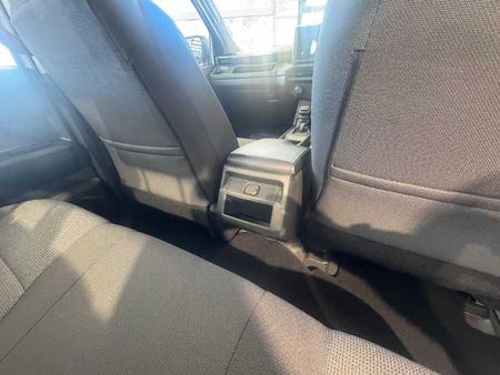 2026-Toyota-Hilux-28-GD-6-RB-SRX-Auto-Double-Cab_25