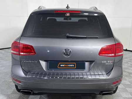 2013-Volkswagen-Touareg-30-V6-TDI-Auto-Bluemotion-180kW_15