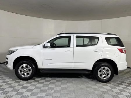 2017-Chevrolet-Trailblazer-28-LTZ-Auto_14
