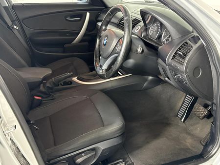 2008-BMW-1-Series-120d-5-dr-Auto_8