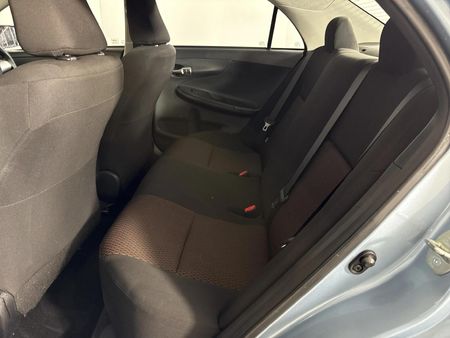 2017-Toyota-Corolla-Quest-16-Auto_3