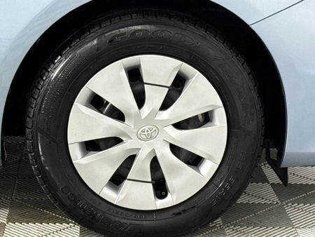 2017-Toyota-Corolla-Quest-16-Auto_5