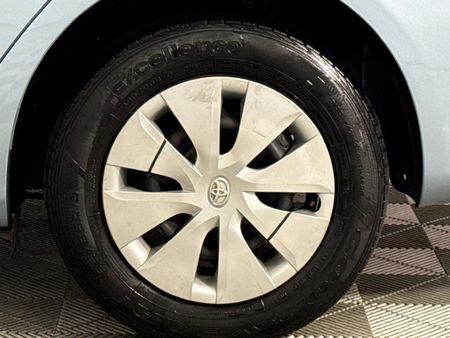 2017-Toyota-Corolla-Quest-16-Auto_6